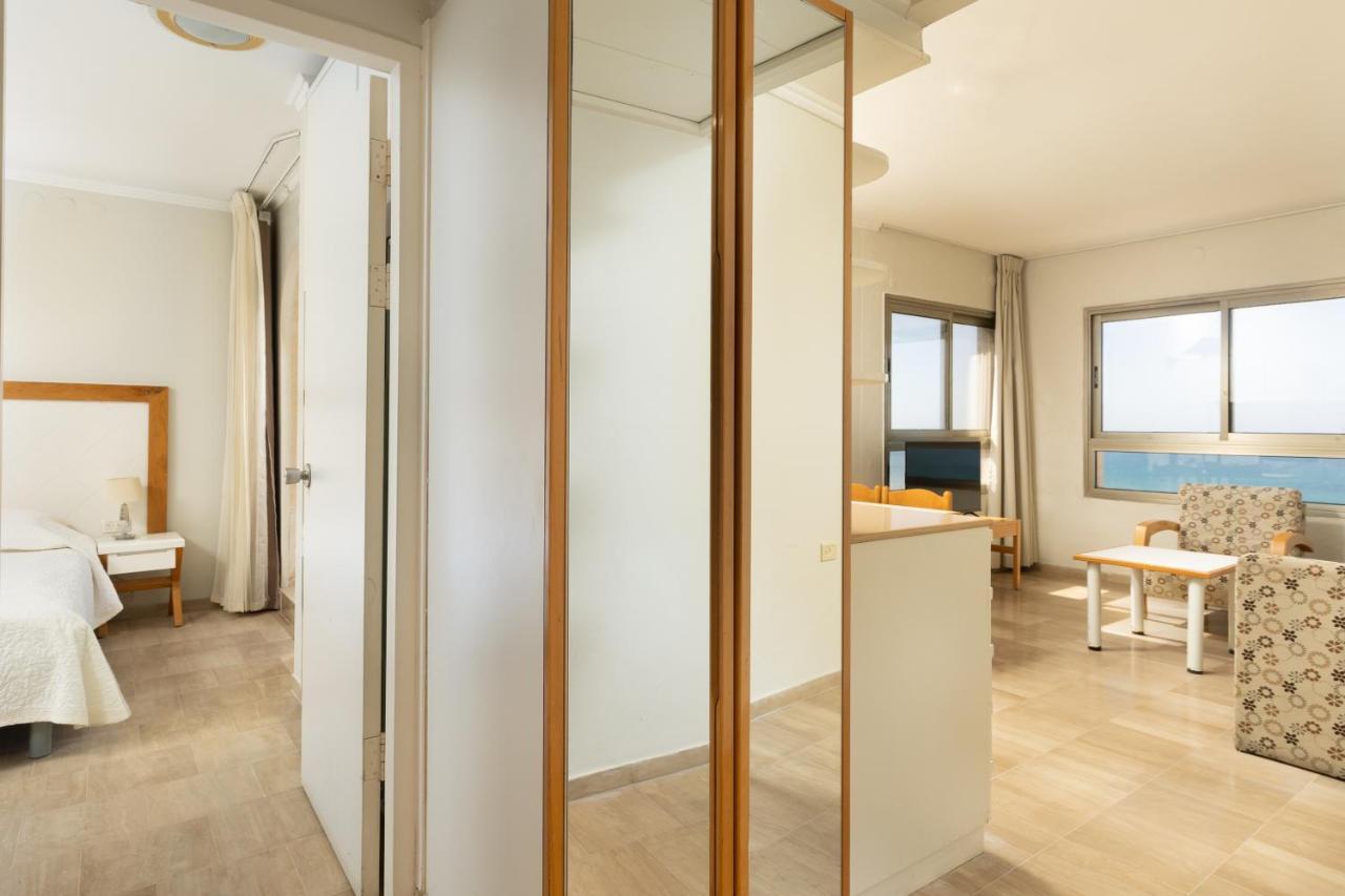 Residence Beach Hotel Нетания Экстерьер фото