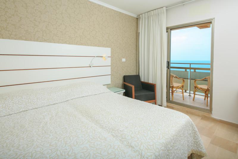Residence Beach Hotel Нетания Экстерьер фото