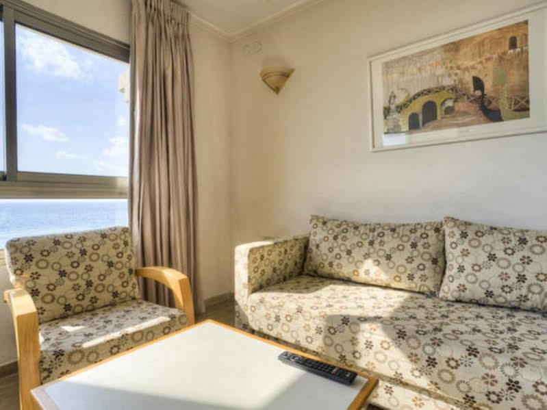 Residence Beach Hotel Нетания Экстерьер фото