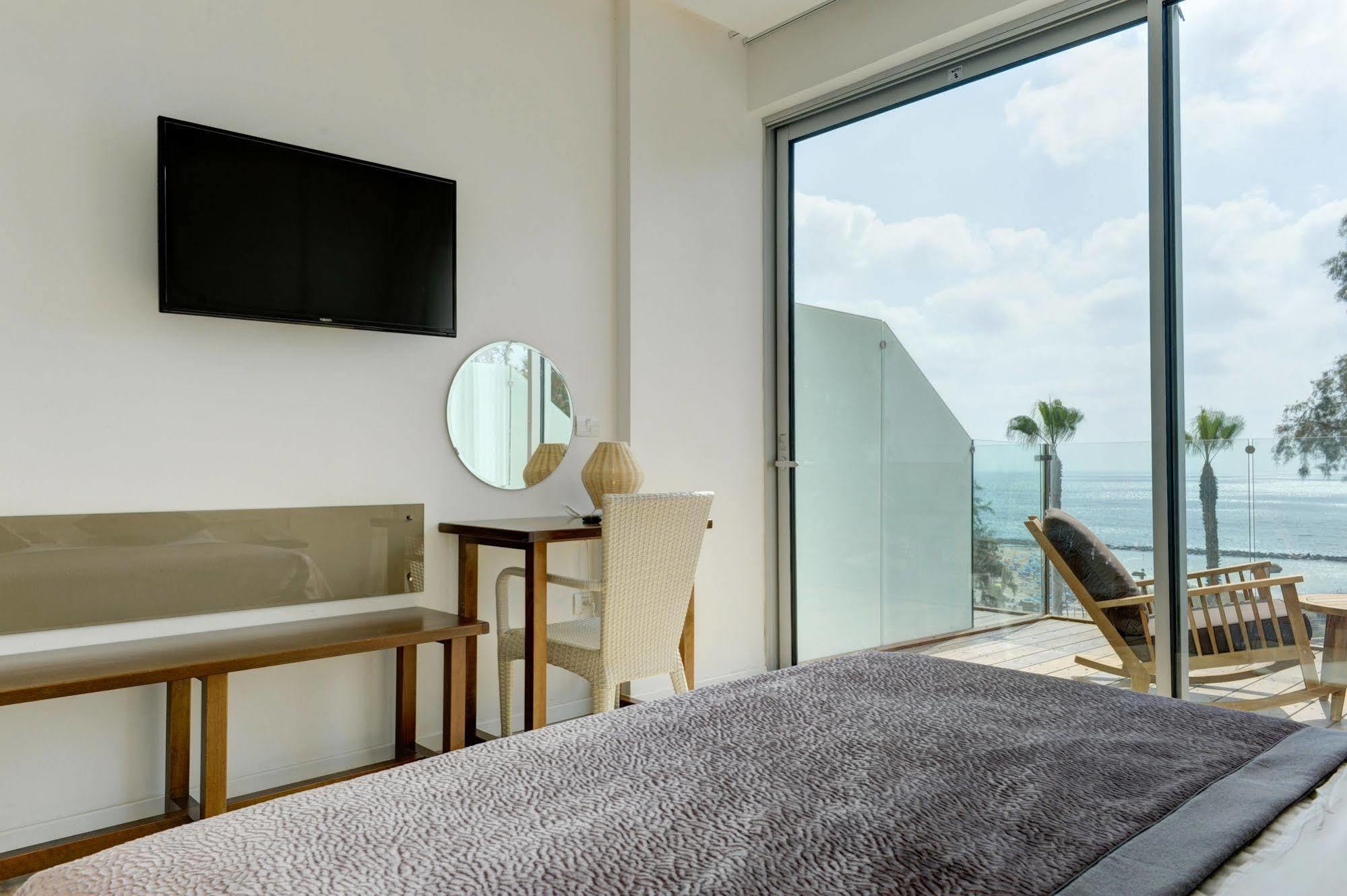 Residence Beach Hotel Нетания Экстерьер фото